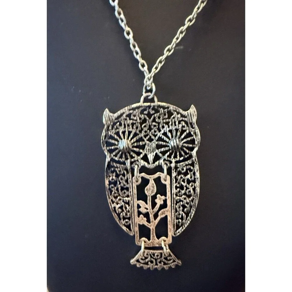 Vintage Necklace Owl Rhinestone Eyes Knocker Pendant  30